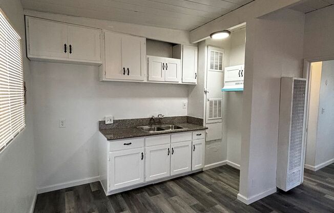 1 bed, 1 bath, $2,050