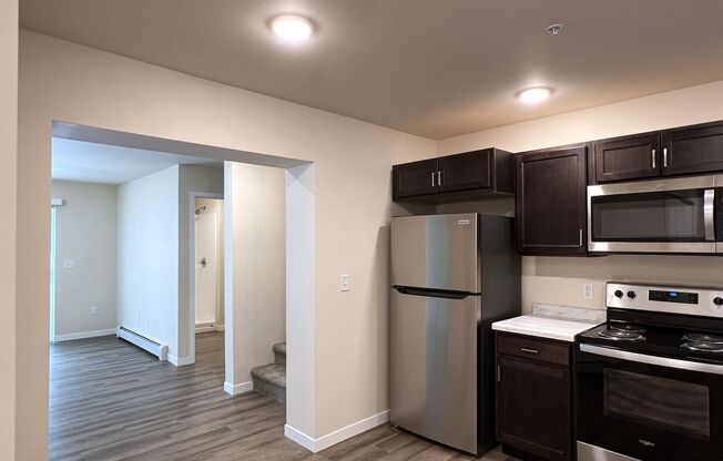 2 beds, 2 baths, 1,483 sqft, $1,675, Unit AT 709-33