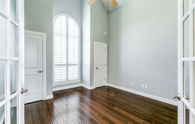 Beautiful and Spacious 3-Bed, 2-Bath Home for Rent
