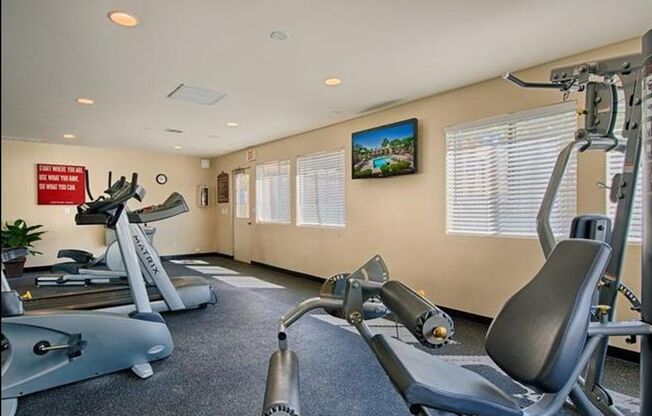 1 bed, 1 bath, 749 sqft, $1,199, Unit 114
