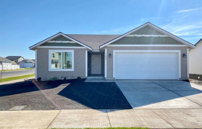 Stunning 3 Bed, 2 Bath Rancher in Airway Heights!