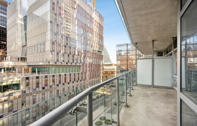 555 W 59 ST