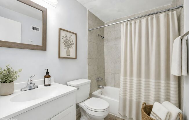 1 bed, 1 bath, 600 sqft, $1,049
