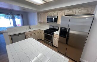 2 beds, 2.5 baths, $1,995