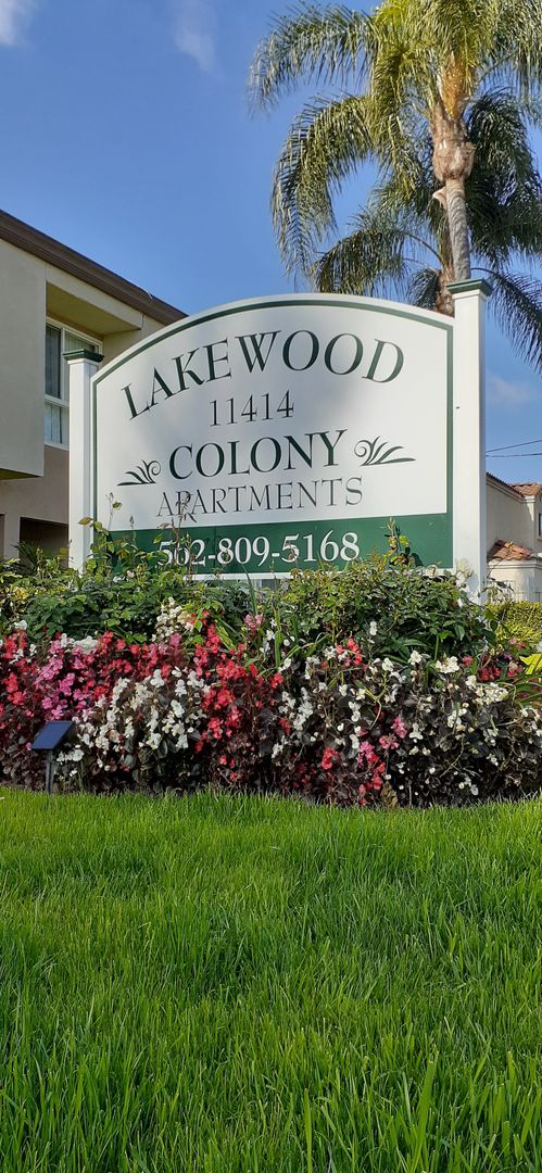 Lakewood Colony Apartments