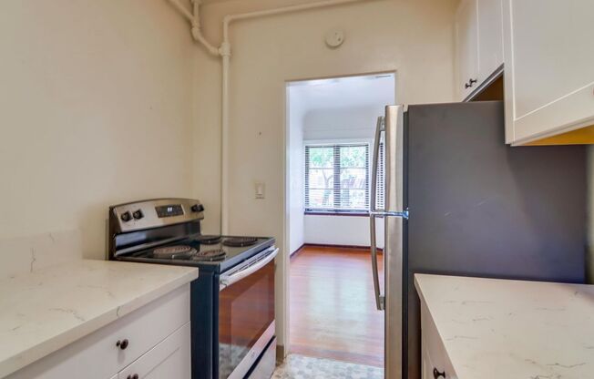 1 bed, 1 bath, $1,995, Unit 229