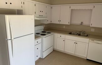 2 beds, 1 bath, 900 sqft, $895, Unit Unit D