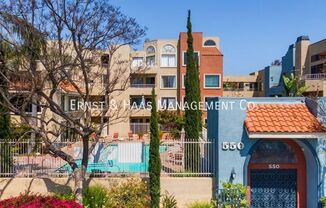 550 Orange Ave
