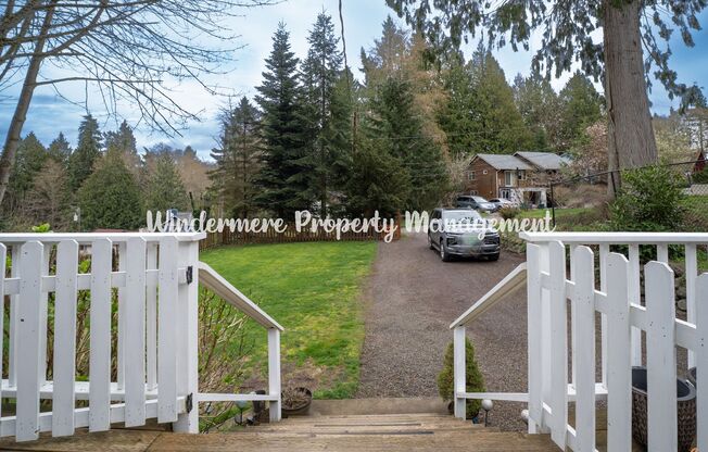 Sunny, Bright 2 bedroom in Poulsbo, Community Beach/Playground