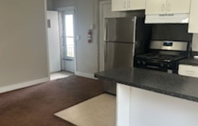 1 bed, 1 bath, $1,050