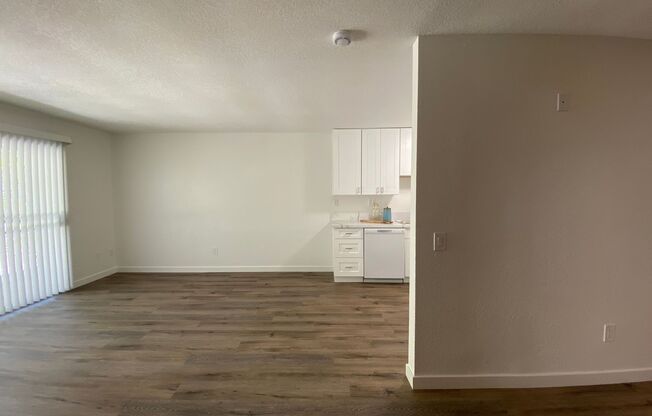 Studio, 1 bath, 472 sqft, $1,850, Unit H21