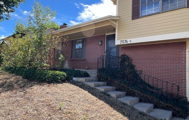 Recently Renovated 4BD/3BA Home in North Boulder - Available NOW!