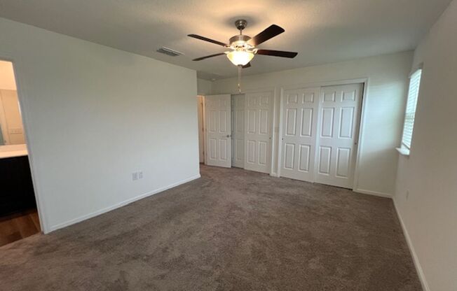 3 beds, 2.5 baths, $1,950