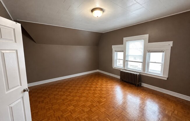 8755 114 ST