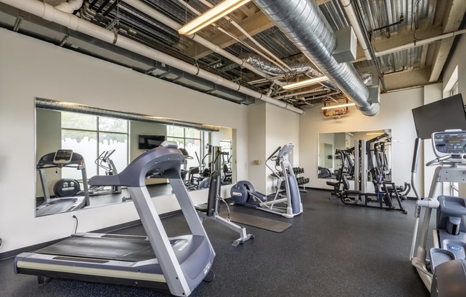 2 beds, 2 baths, $4,160, Unit 210