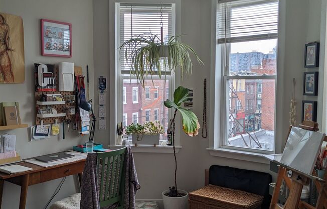 Renovated --2 Bedroom 1 Bathroom, in the Heart of Fabric Row