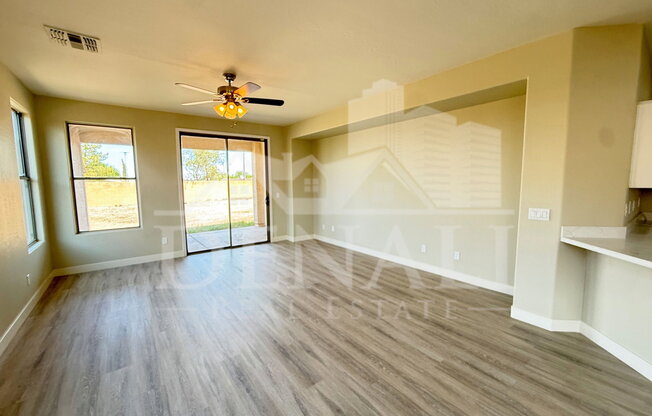 4 beds, 2 baths, 2,271 sqft, $2,095