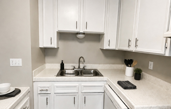 1 bed, 1 bath, 436 sqft, $1,795, Unit 58