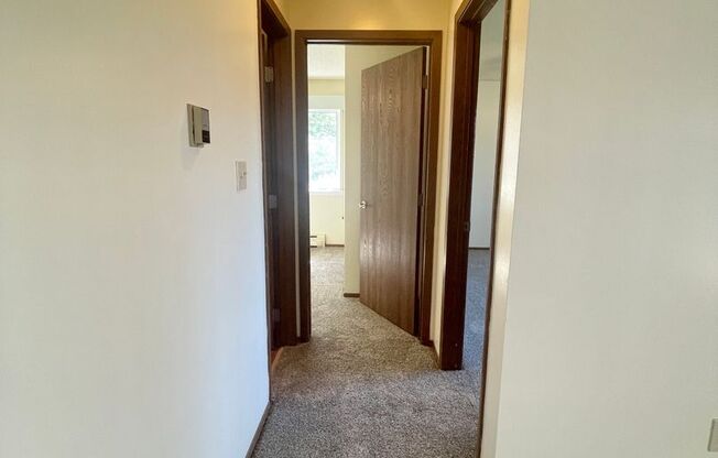 2 beds, 1 bath, 780 sqft, $1,106, Unit VC-331