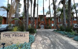 Ground Floor 1 Bedroom, 1 Bathroom Unit at "The Palms"