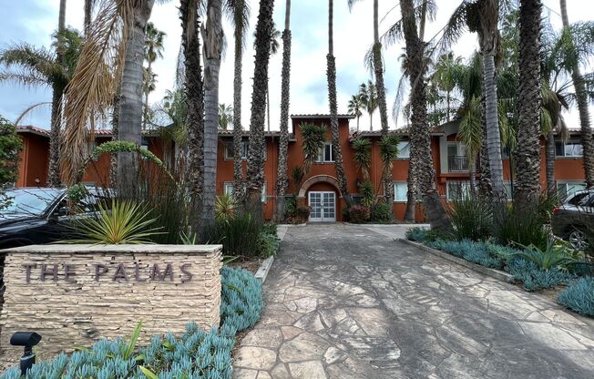 Ground Floor 1 Bedroom, 1 Bathroom Unit at "The Palms"