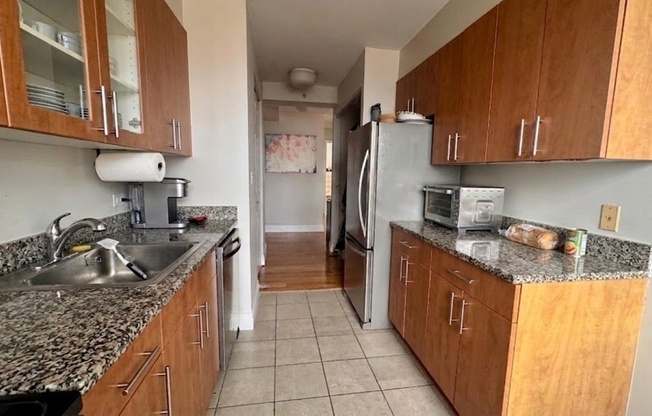 2 beds, 2 baths, 1,231 sqft, $9,876, Unit 33K
