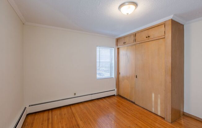 1 bed, 1 bath, 575 sqft, $1,045, Unit 302