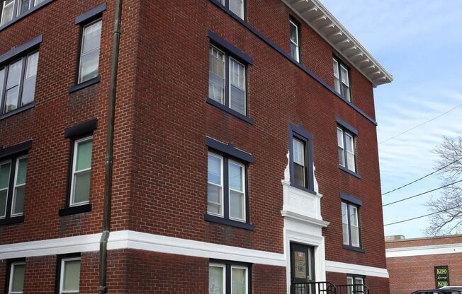 182 Lafayette Street Salem, MA 01970