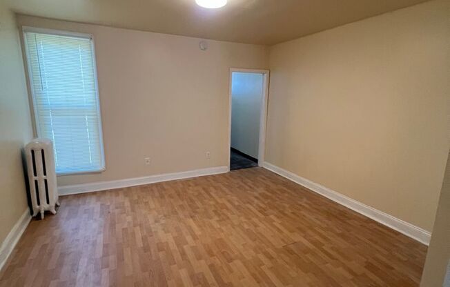 Updated three bedroom-Ready now!