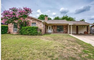 This charming 3 bedroom, 2 bathroom home in North Richland Hills, Texas is the perfect rental opportunity.