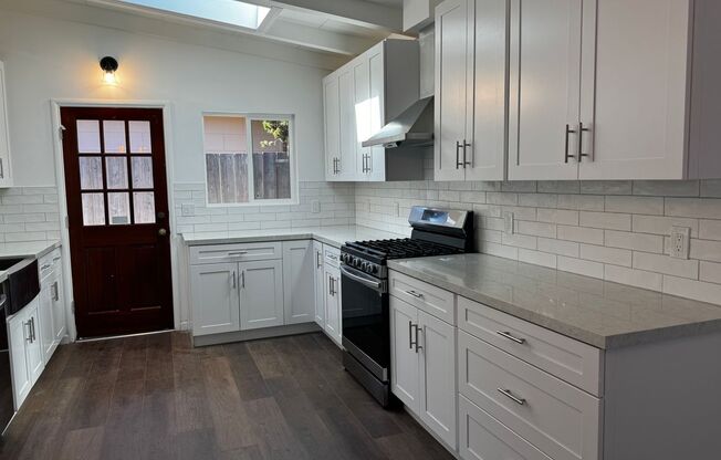 Charming 3-Bedroom Home in San Mateo - Recently Remodeled!