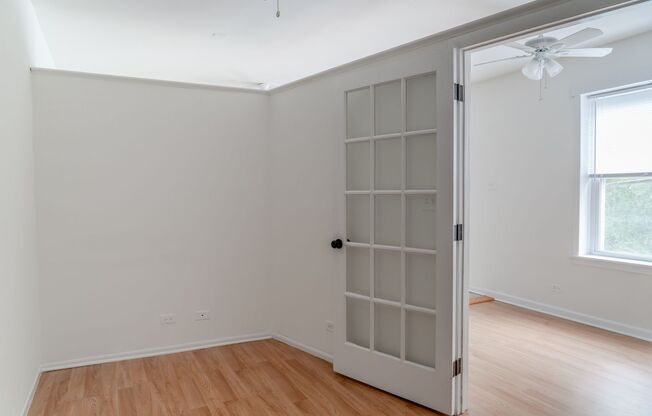 1 bed, 1 bath, 375 sqft, $1,365, Unit 4615-2L