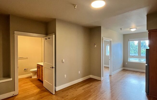 1 bed, 1 bath, $1,395, Unit 305