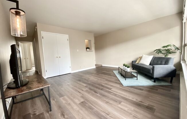 1 bed, 1 bath, 545 sqft, $1,450, Unit 308