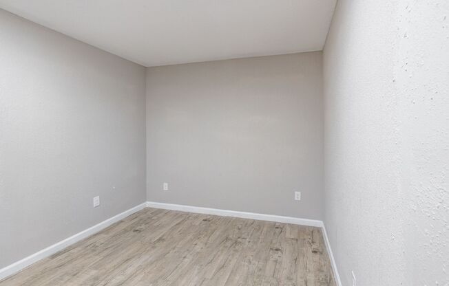 Studio, 1 bath, 420 sqft, $1,095, Unit 2320