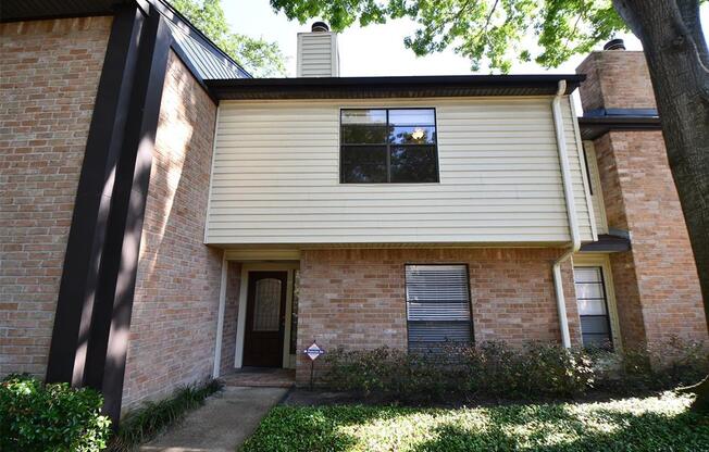 2596 BERING DR