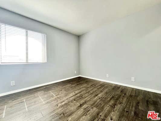 100 N Clark Dr