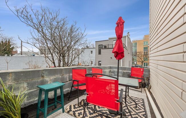 118 KINGSLAND AVE