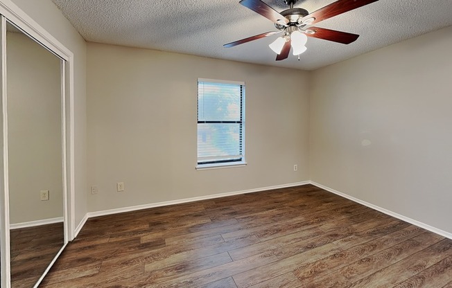 934 Southmoor Drive