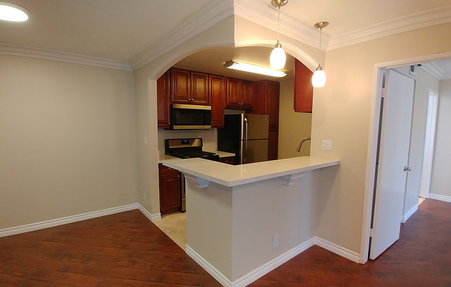 2 beds, 2 baths, 1,100 sqft, $3,395, Unit 207