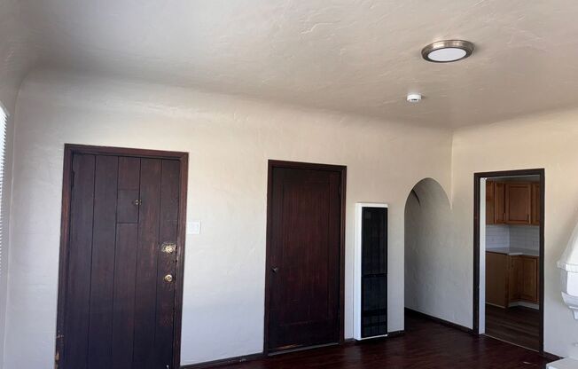 1 bed, 1 bath, $1,695, Unit 10