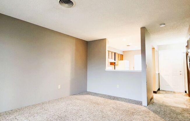 1 bed, 1 bath, 643 sqft, $1,235, Unit 326