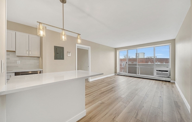 1 bed, 1 bath, 502 sqft, $3,400, Unit 709