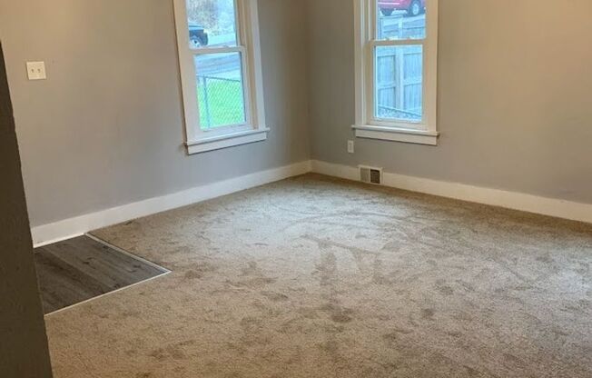 Completely Updated 3 Bed, 1 Bath Home in Hazelwood -  Available 6/10!