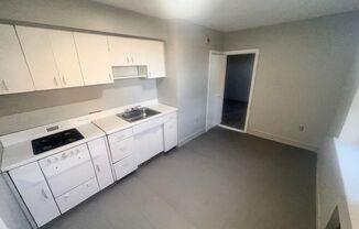 1 bed, 1 bath, $895, Unit 6524-1D