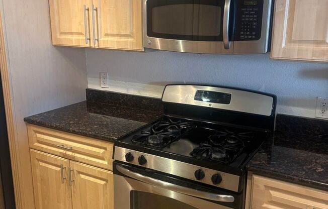 Freshly Updated Unfurnished 2 Bed | 2 Bath Condo w/ MSG Sphere View