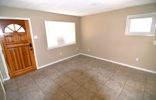 3 bedroom, 1.5 bath home in quaint, well maintained subdivision in Brownsfield