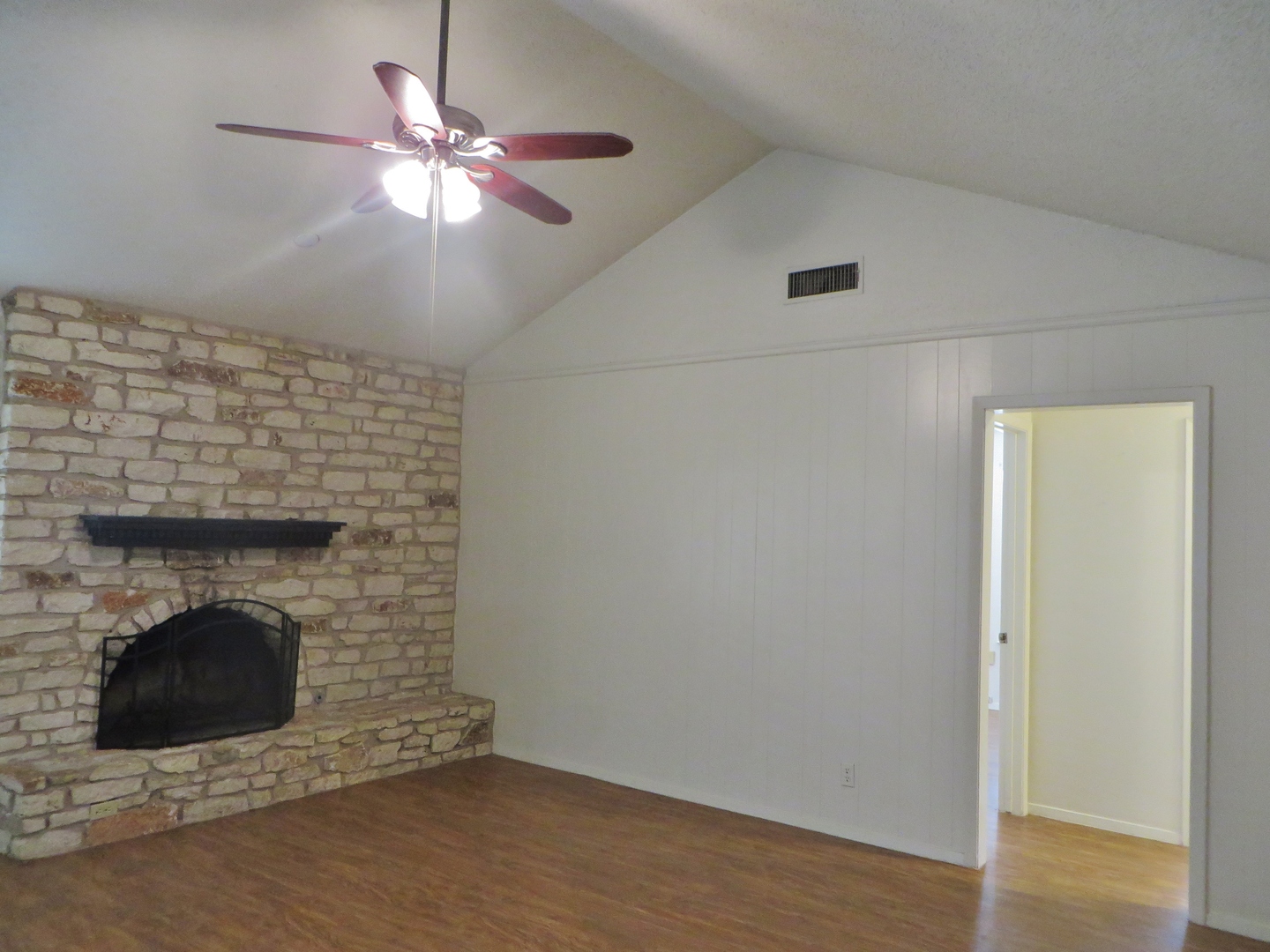 3 Bedroom 2 Bathroom Georgetown Home