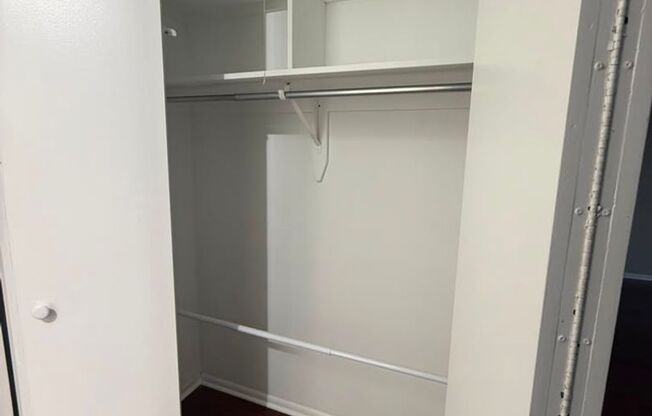 2 beds, 2 baths, $4,695, Unit # 1407 1408