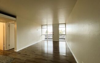 2 beds, 1 bath, $3,359, Unit 13